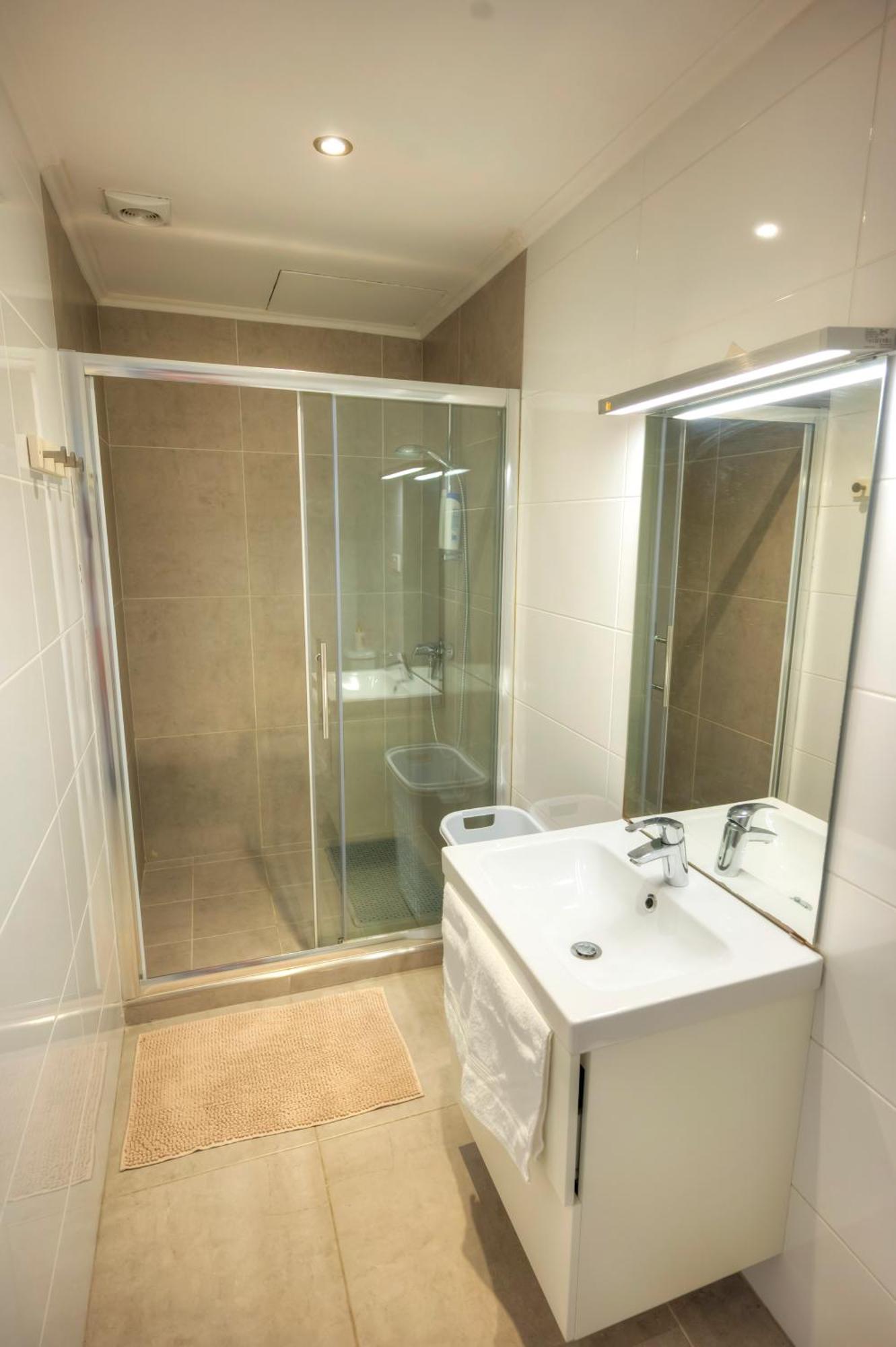 Seaview Sliema 30 Seconds To High Street & Ferry, 2X Double En-Suite Bedrooms, Modern Whole Traditional Townhouse, Kitchen, Living Area, & Roof Terrace Σλιέμα Εξωτερικό φωτογραφία